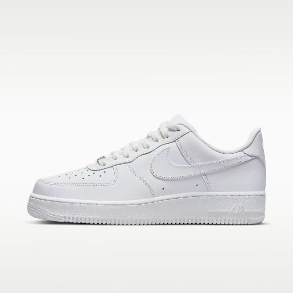 Nike Air Force 1 Triple White